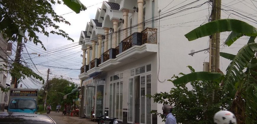 Cần bán gấp nhà mới xây 1 trệt 1 lầu 2 mặt tiền gần chợ An Bình, quận Ninh Kiều