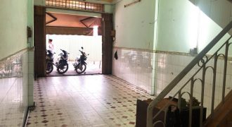 Bán nhà trệt 2 lầu mặt tiền Quang Trung thổ cư hoàn công 45m2 giá 5.2 tỷ vị trí cực đẹp