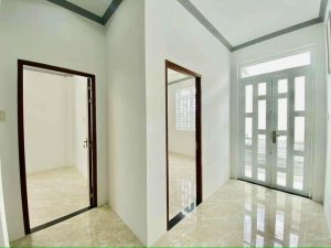 bán nhà trệt 1 lầu hẻm 164 cmt8 đói diện quân khu 9 thổ cư hoàn công 40m2 giá 1.85 tỷ