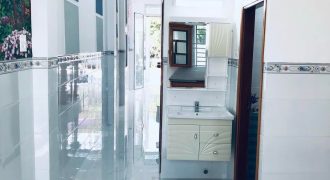 bán 2 nhà lầu liền kề thổ cư 64m2 đường Trần Minh Sơn khu tái định cư đại học y dược giá 7 tỷ /